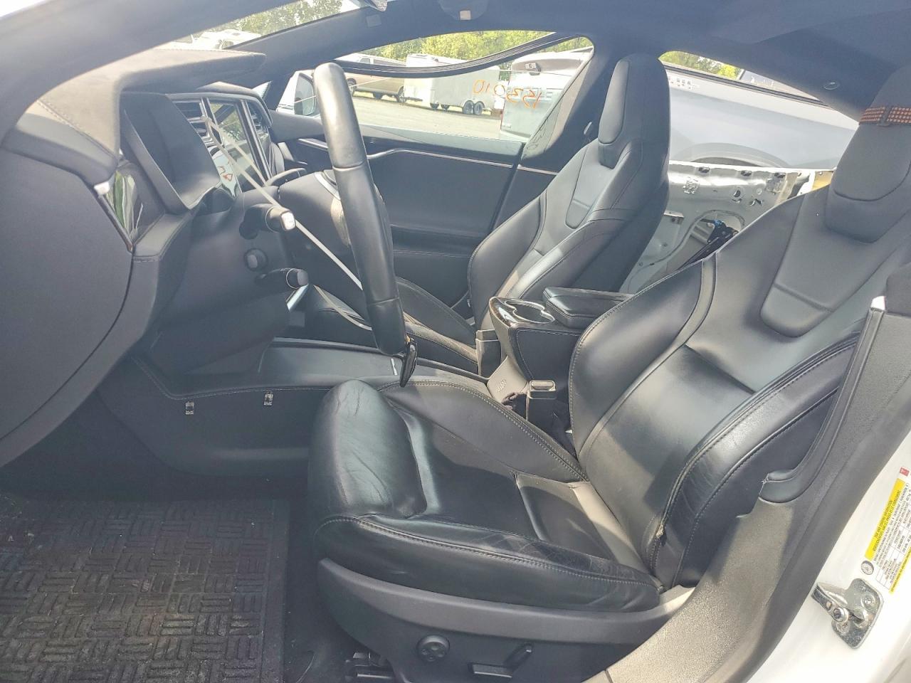 2016 Tesla Model S - Фото 7