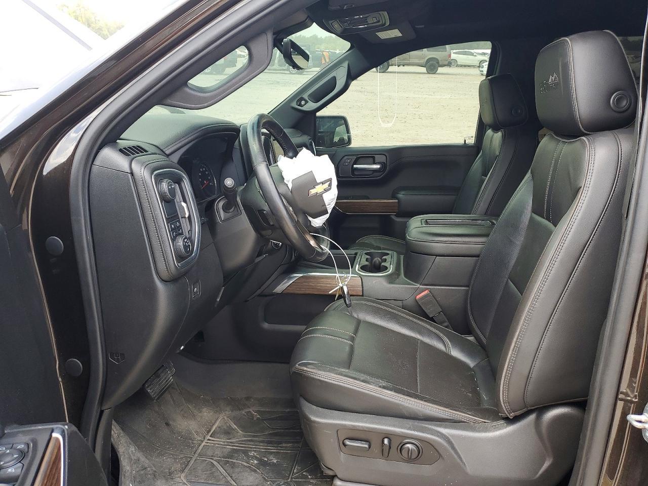 2019 Chevrolet Silverado C1500 High Country - Image 7