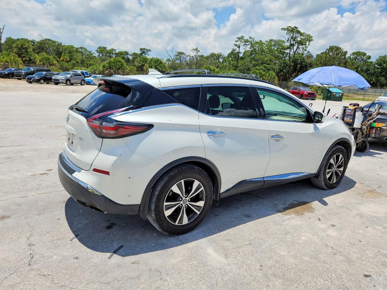 2019 Nissan Murano Sv - Image 3