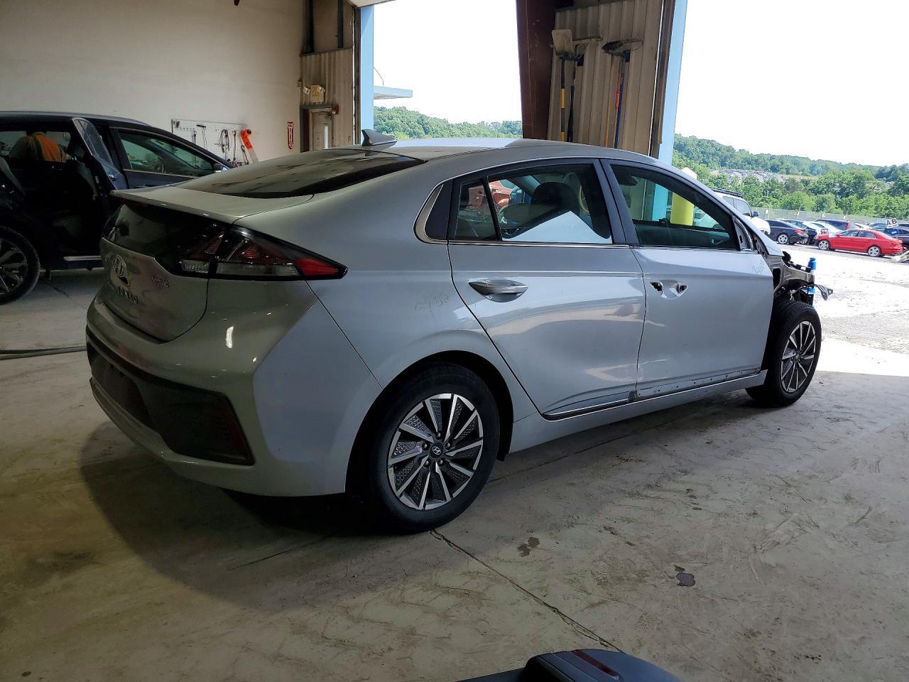 2020 Hyundai Ioniq Limited - Фото 3