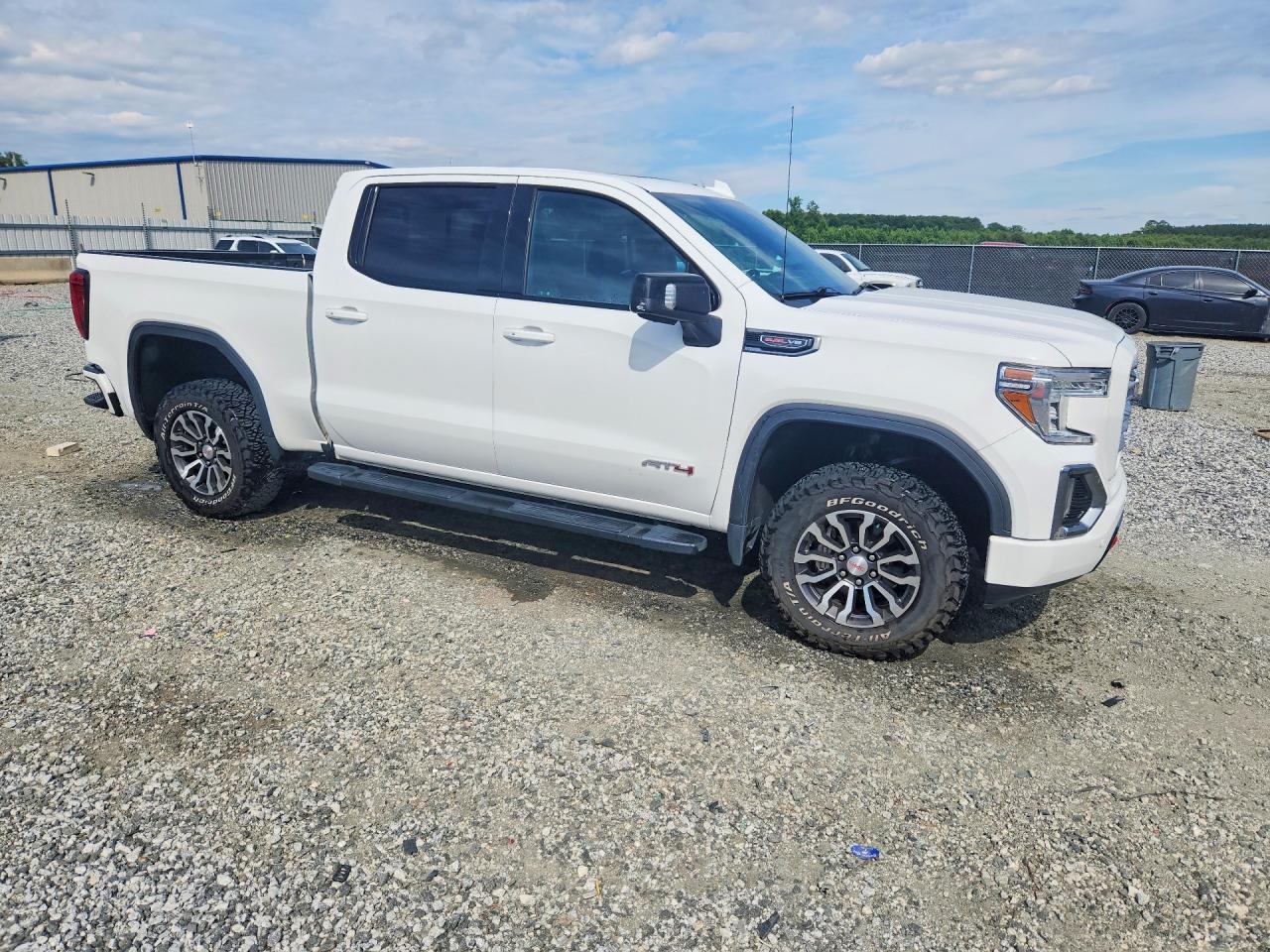 2020 GMC Sierra K1500 At4 - Фото 4