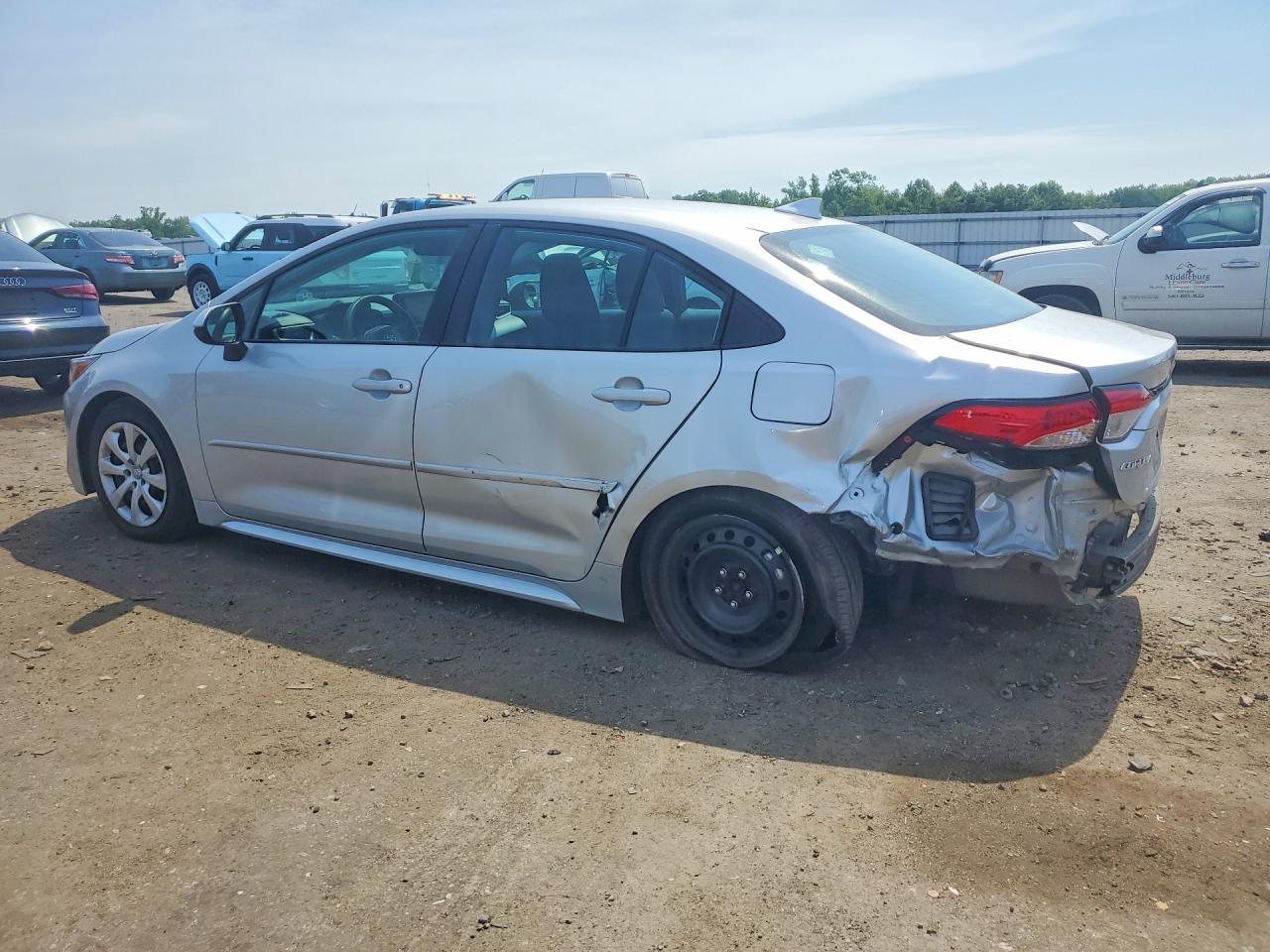 2025 Toyota Corolla Le - Image 2