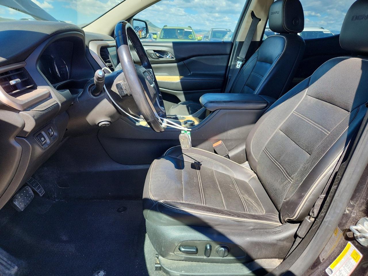 2018 GMC Acadia Denali - Фото 7