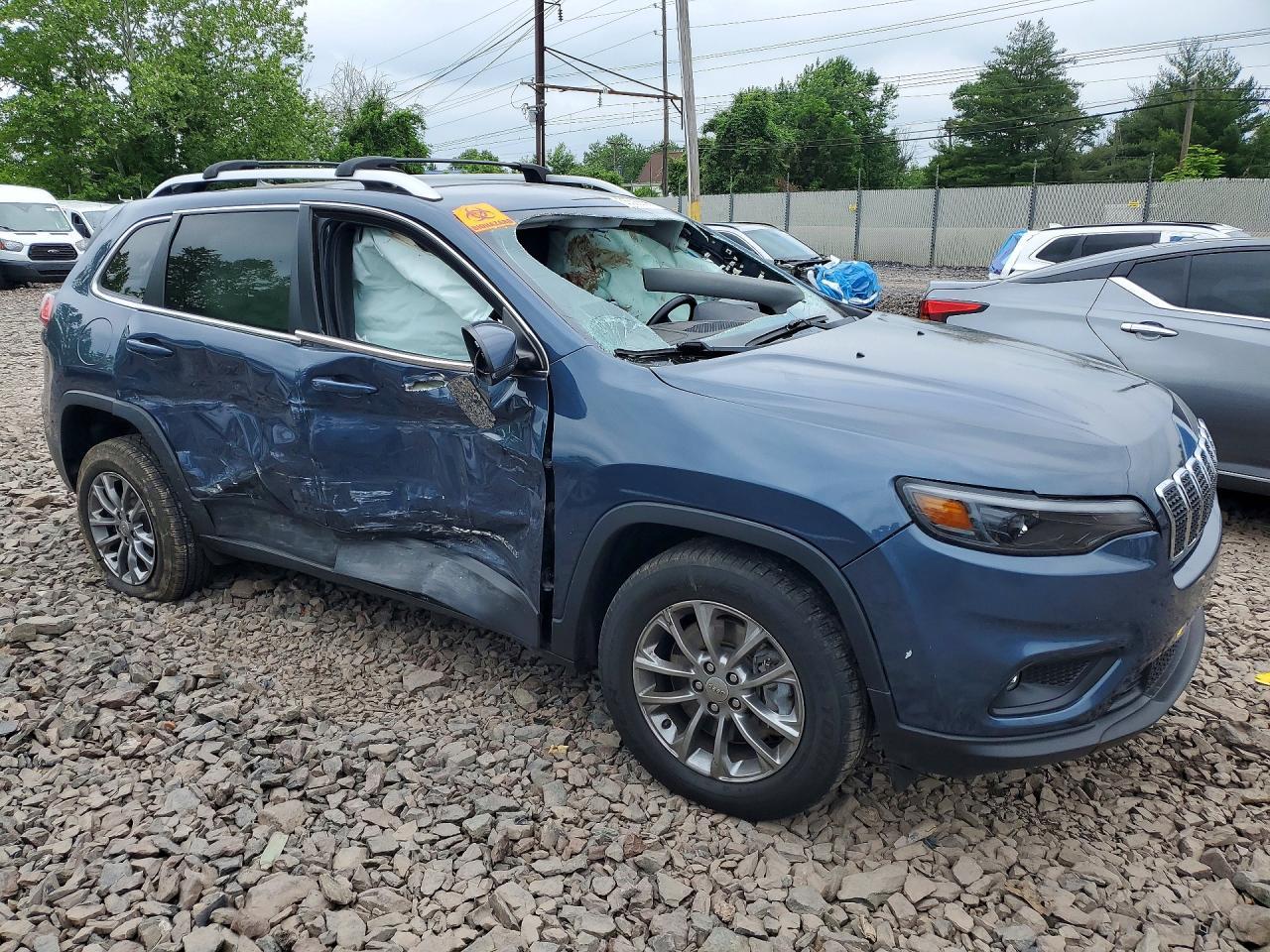 2020 Jeep Cherokee Latitude Plus - Image 4