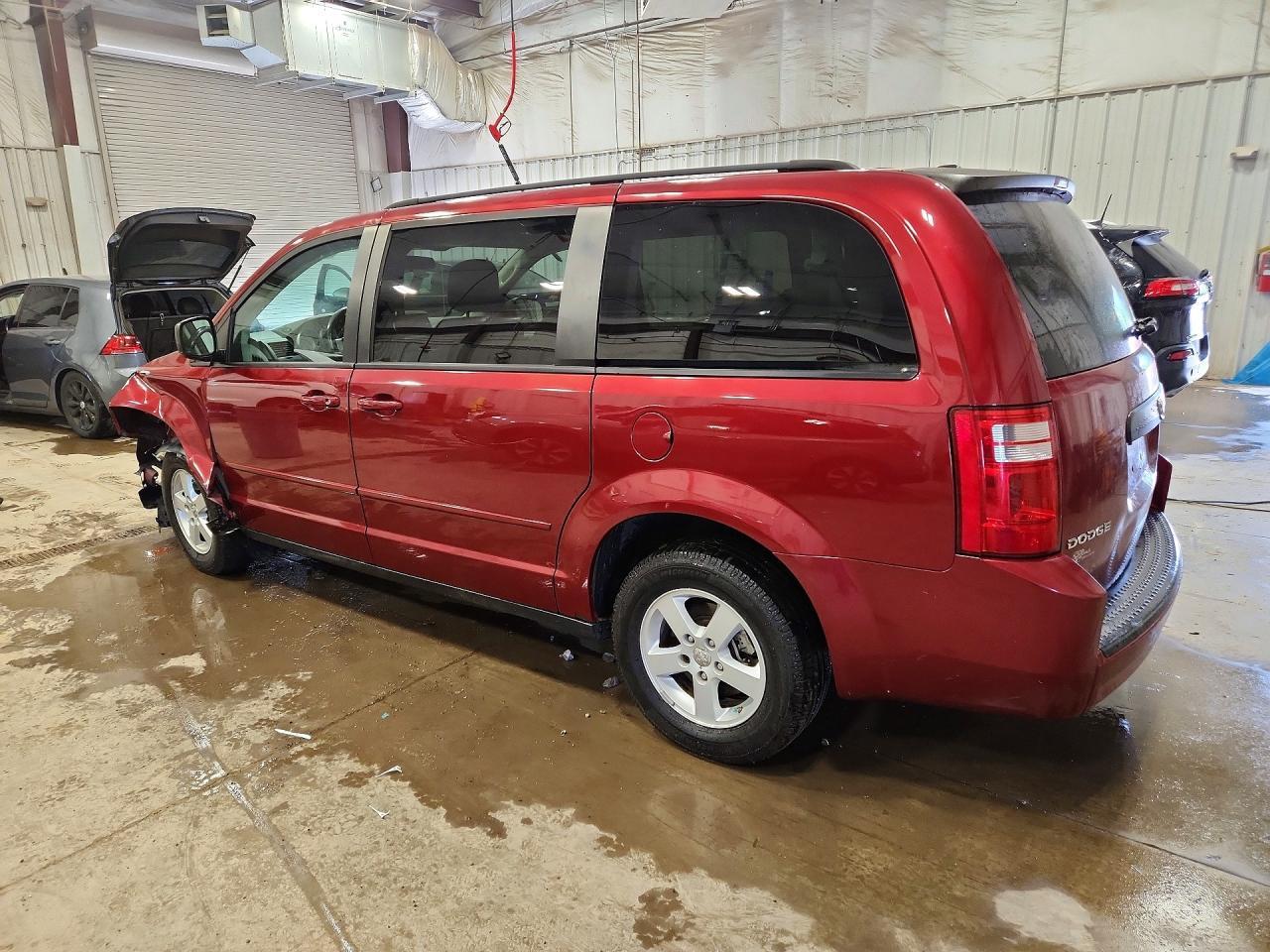 2010 Dodge Grand Caravan Hero - Фото 2