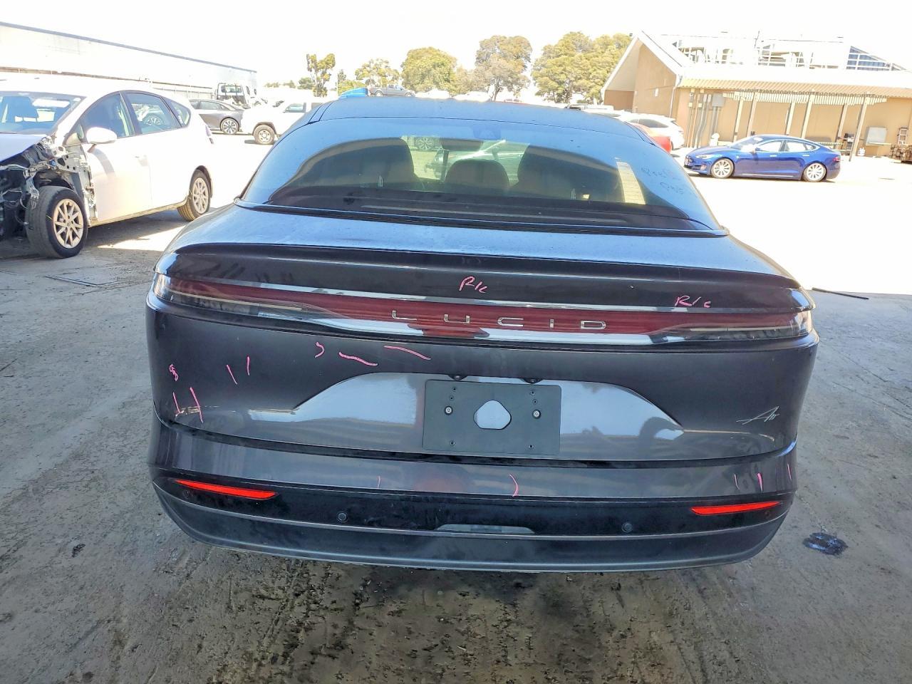 2025 Lucid Motors Air Pure - Фото 6