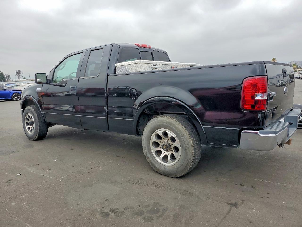 2004 Ford F150 - Фото 2