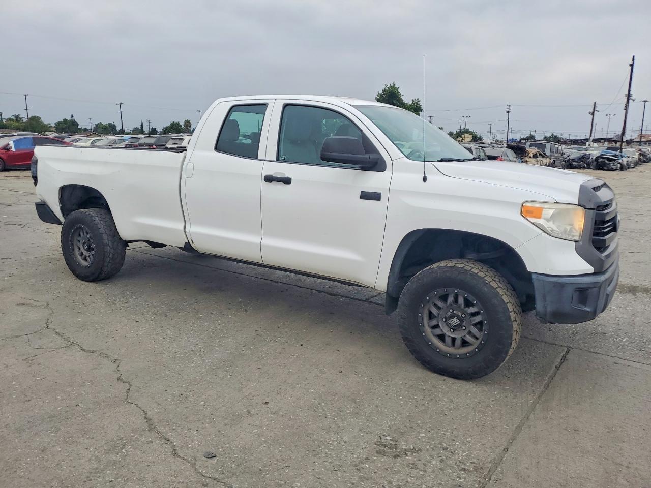 2015 Toyota Tundra Sr - Фото 4