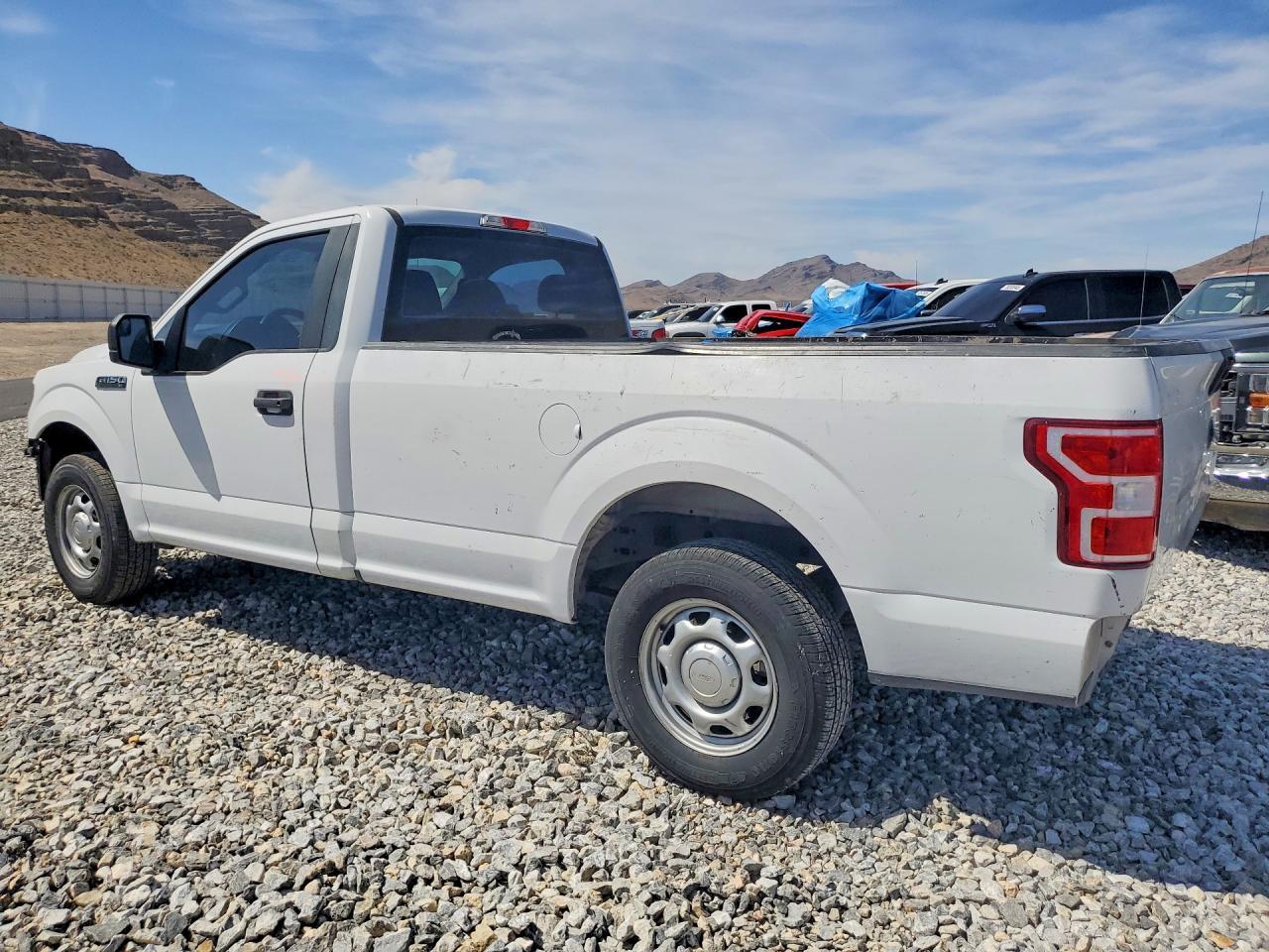 2018 Ford F150 - Фото 2