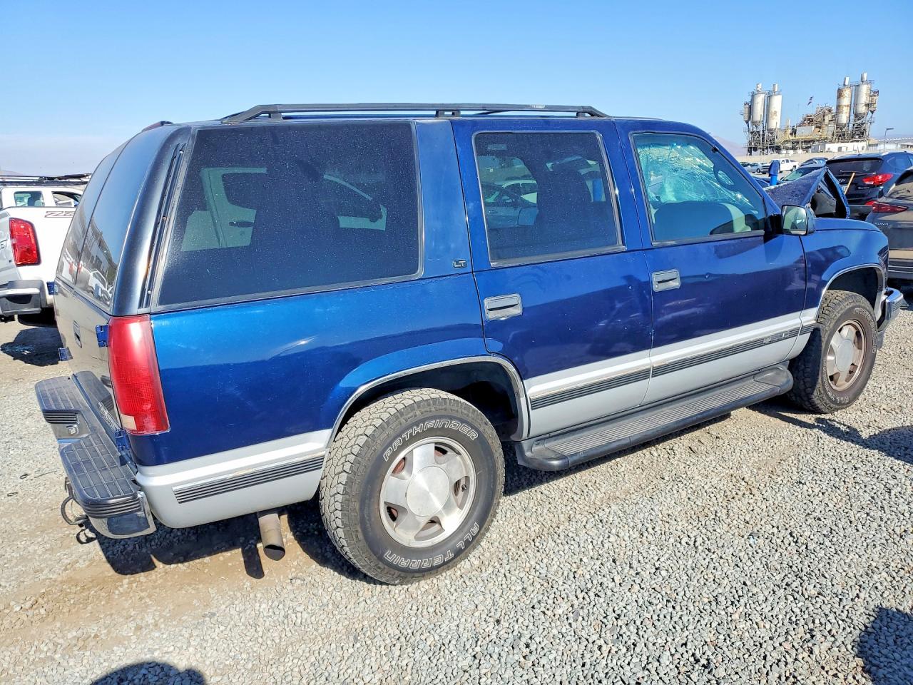 1997 Chevrolet Tahoe K1500 - Фото 3