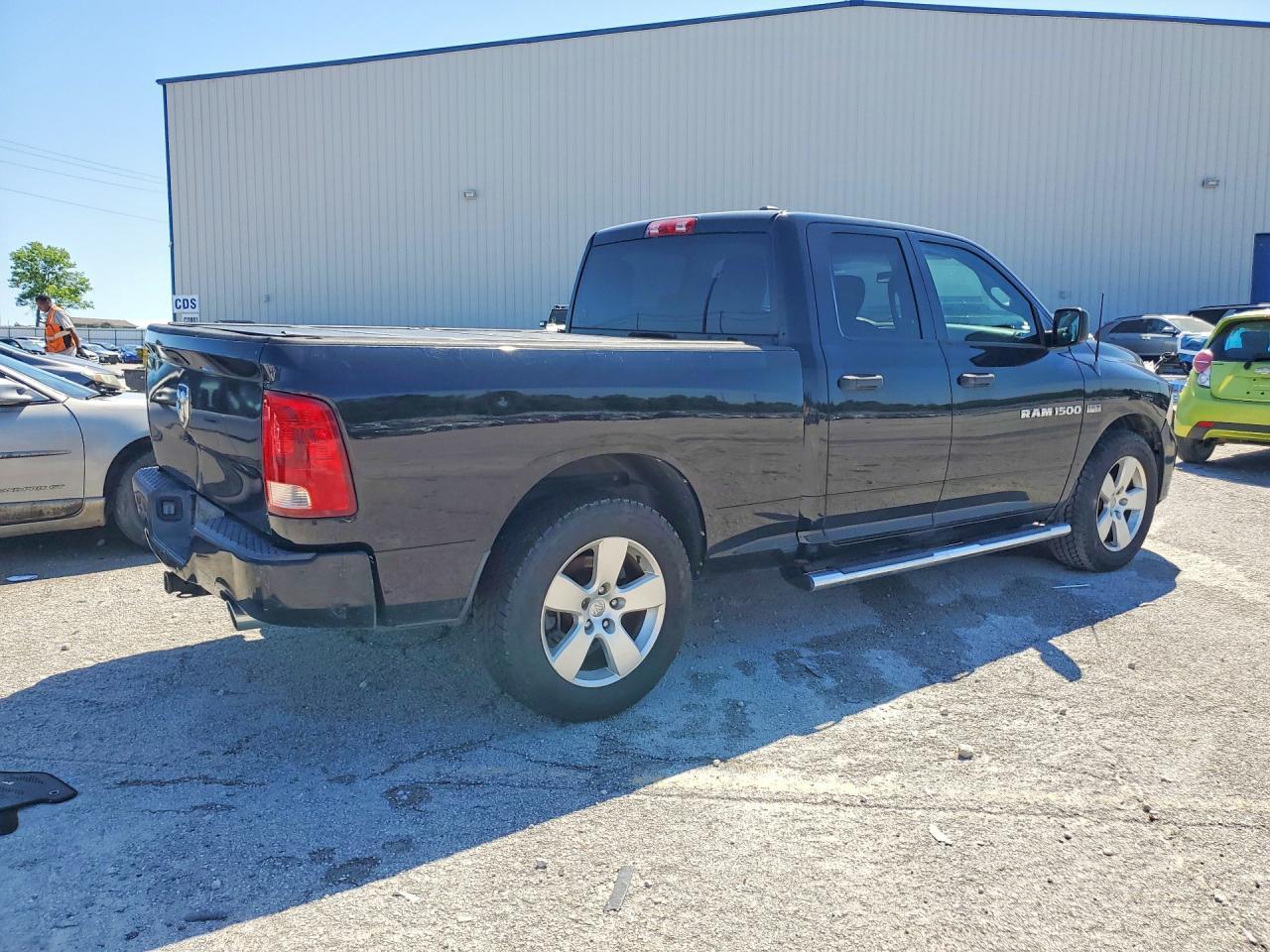 2012 Dodge Ram 1500 St - Фото 3