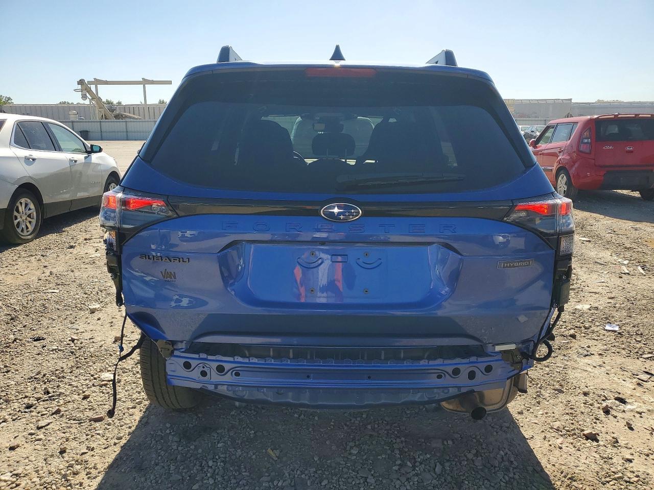 2025 Subaru Forester Premium - Image 6