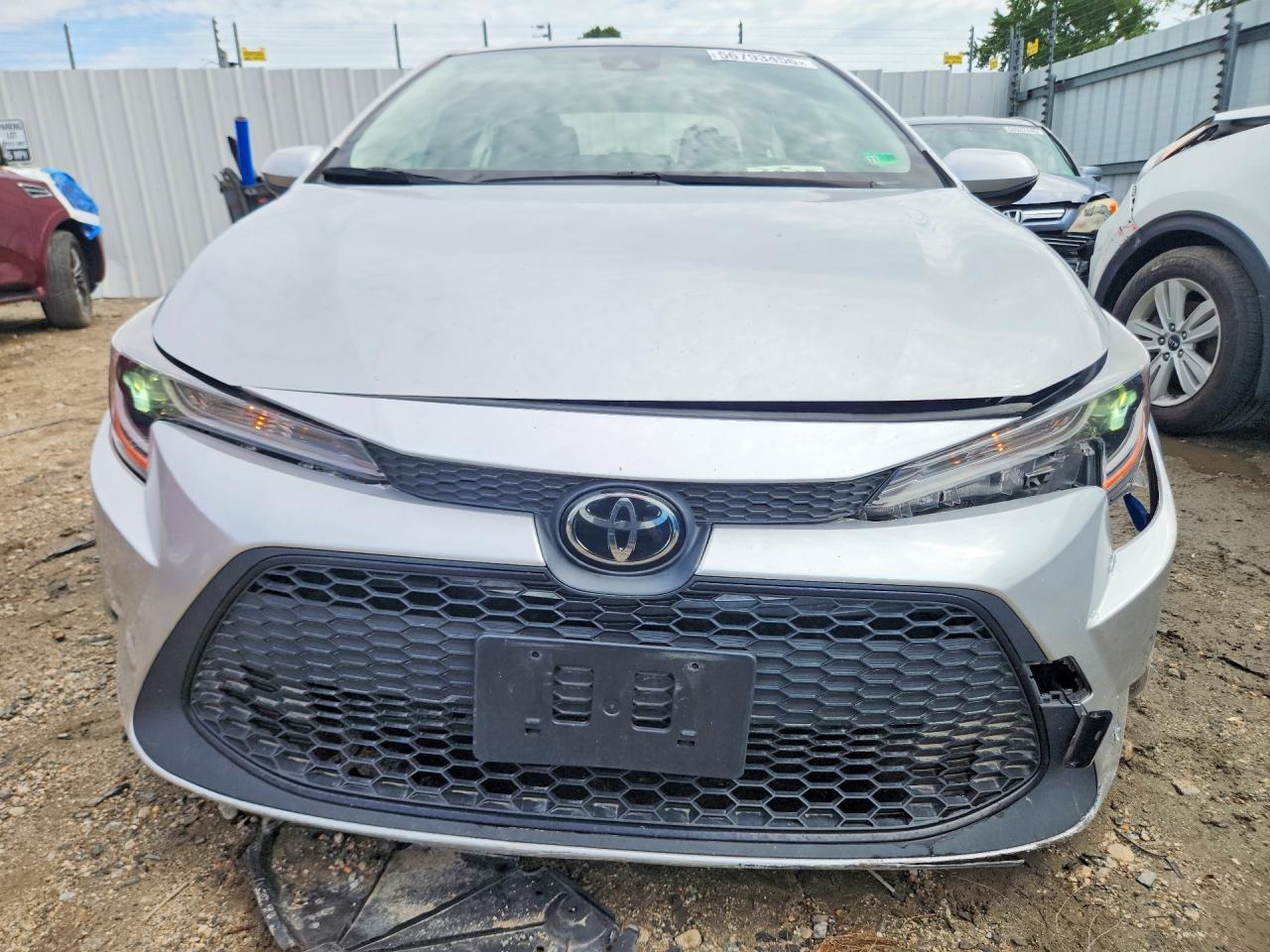 2021 Toyota Corolla Le - Image 5