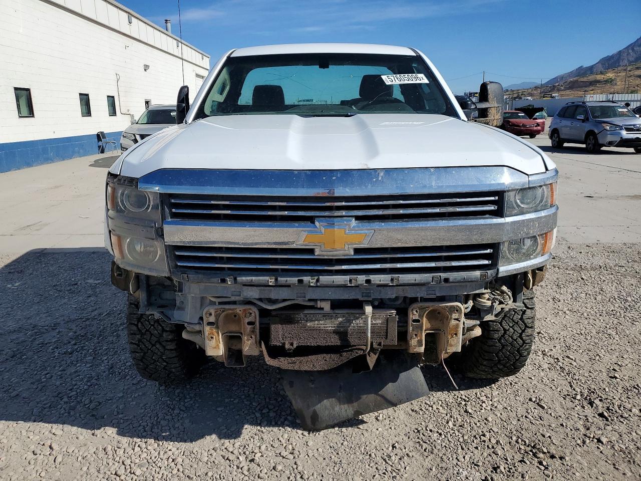 2016 Chevrolet Silverado K3500 - Image 5