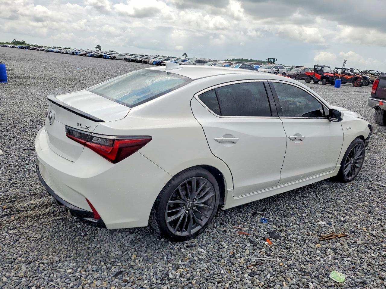 2021 Acura Ilx Premium A-Spec - Фото 3