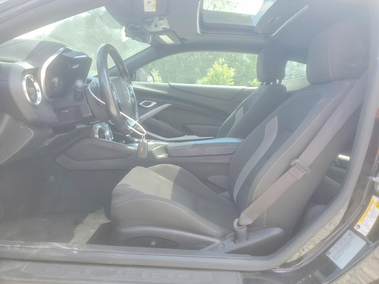 2018 Chevrolet Camaro Lt - Image 7