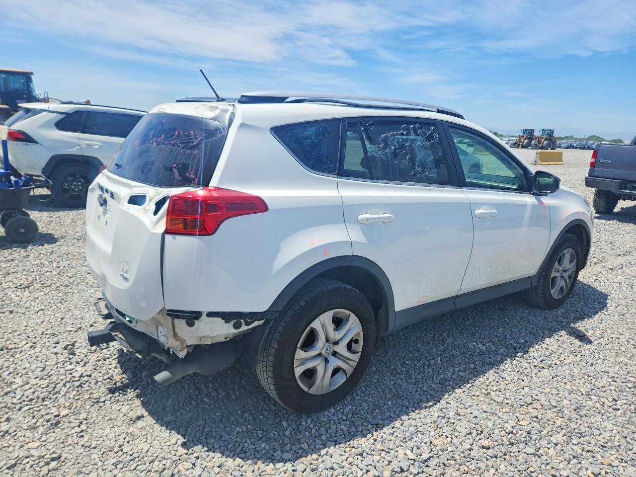2015 Toyota Rav4 Le - Фото 3