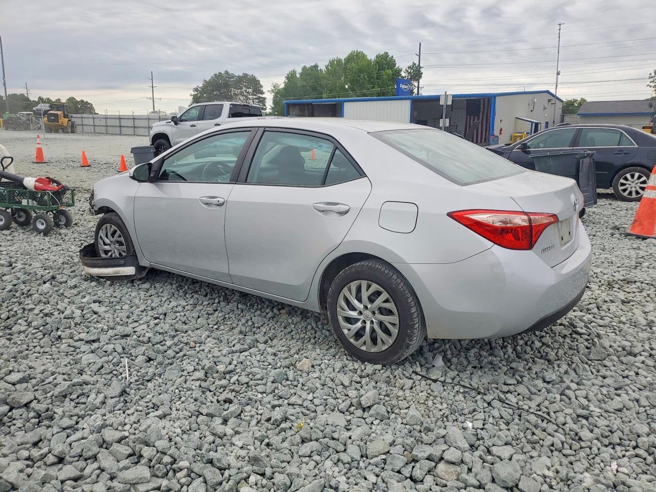 2018 Toyota Corolla Le - Фото 2