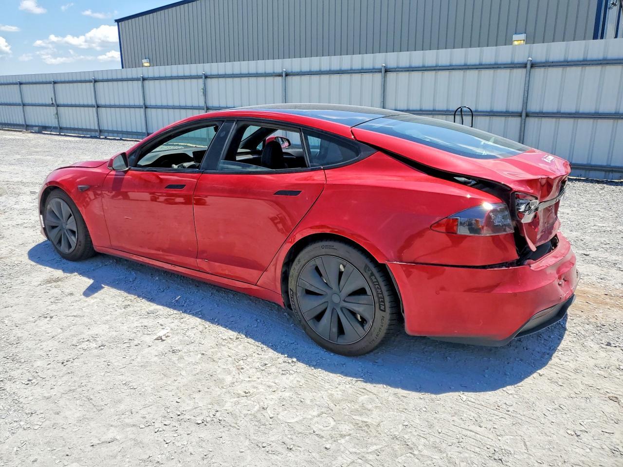 2021 Tesla Model S - Image 2