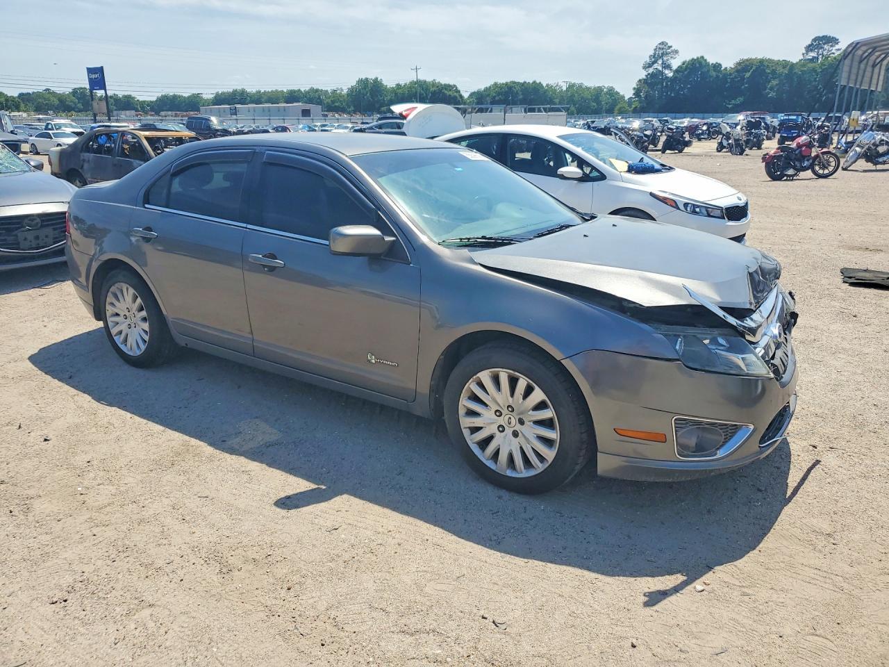 2011 Ford Fusion Hybrid - Фото 4