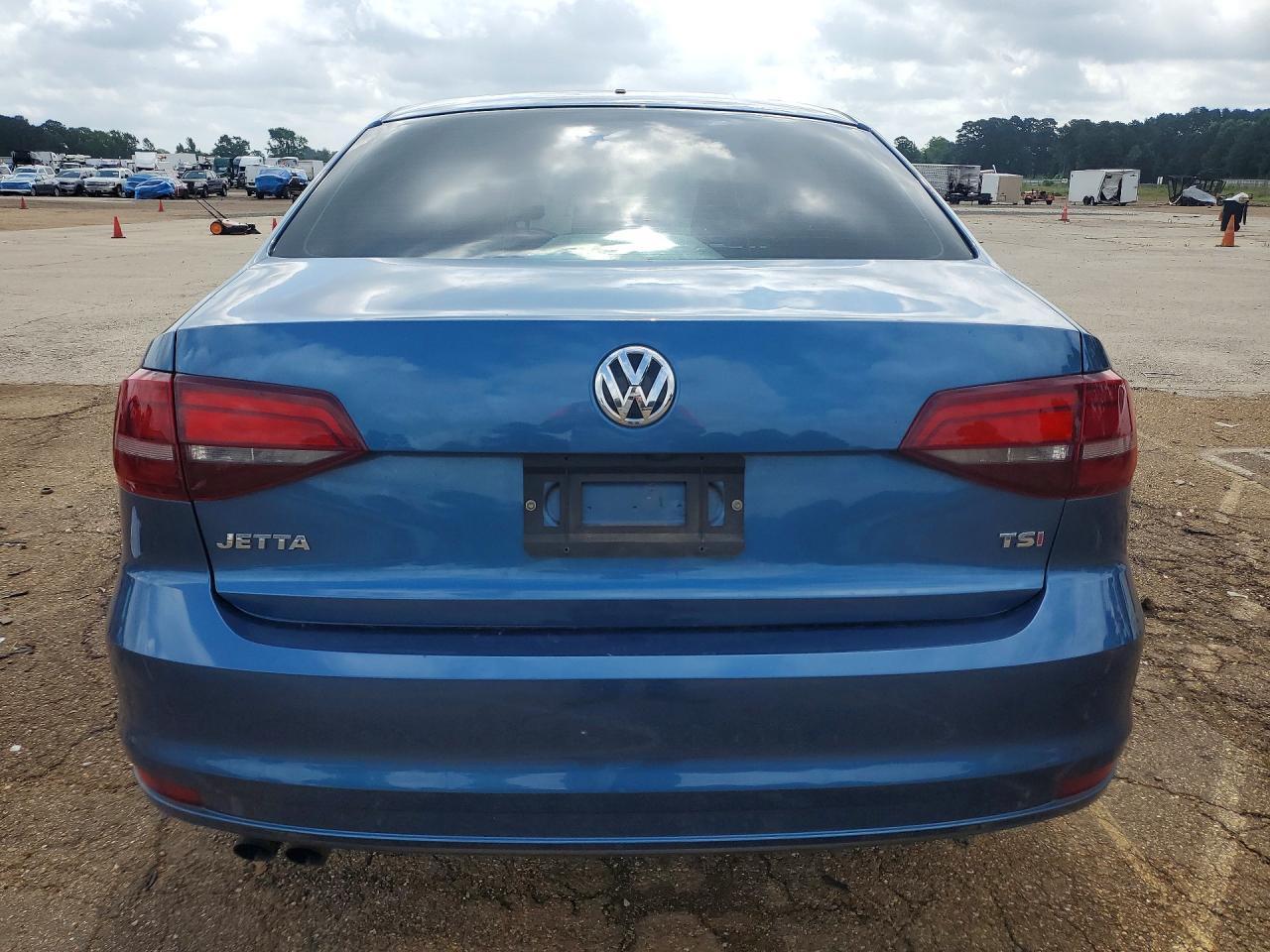 2018 Volkswagen Jetta S - Image 6