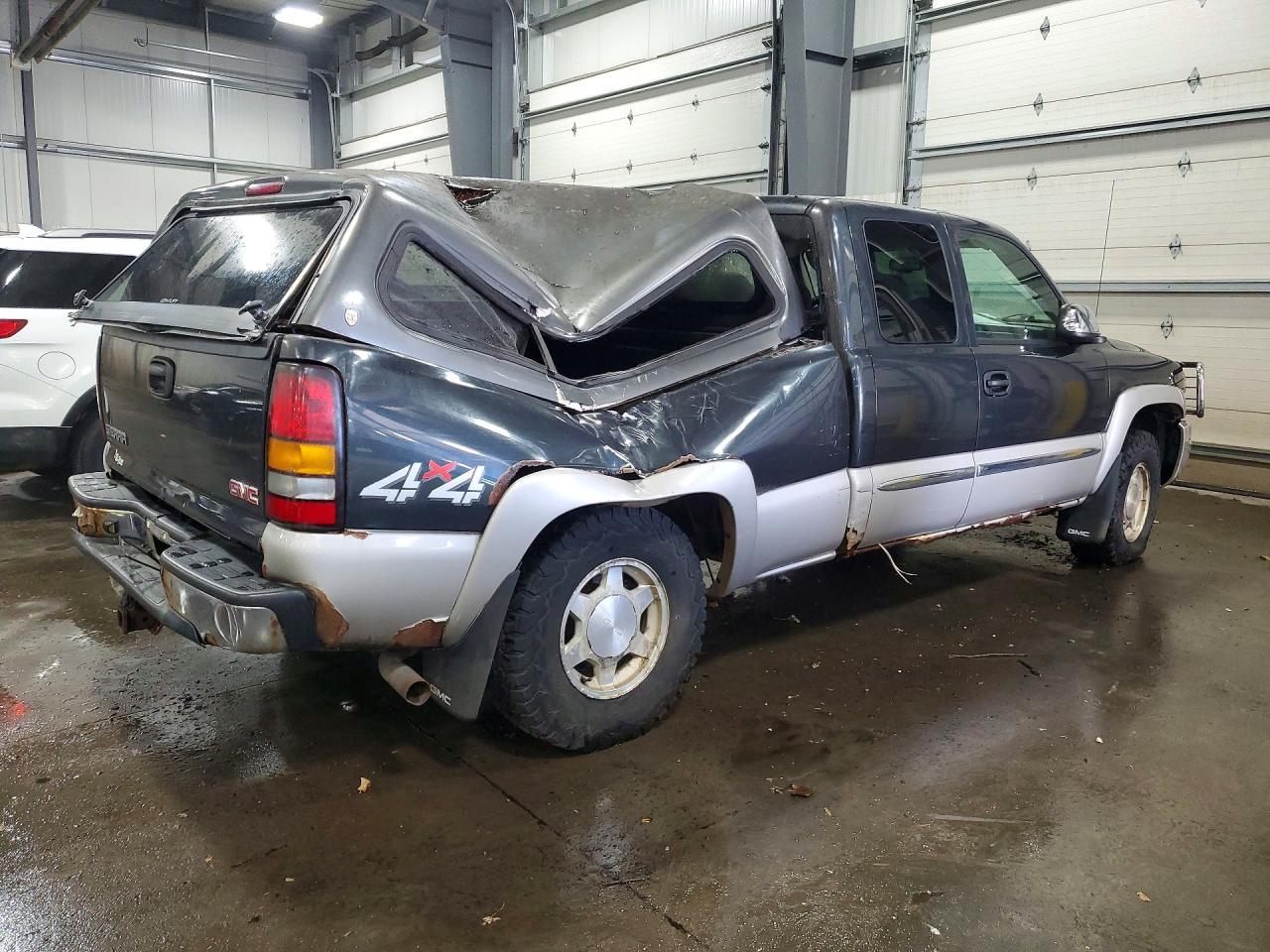 2004 GMC New Sierra K1500 - Image 3