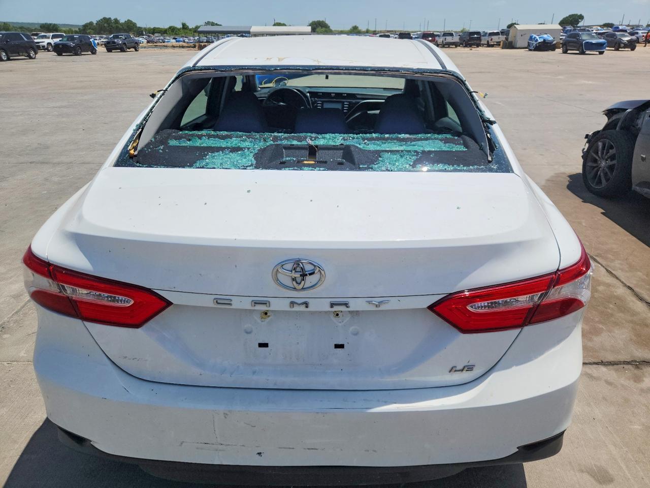 2018 Toyota Camry - Image 6