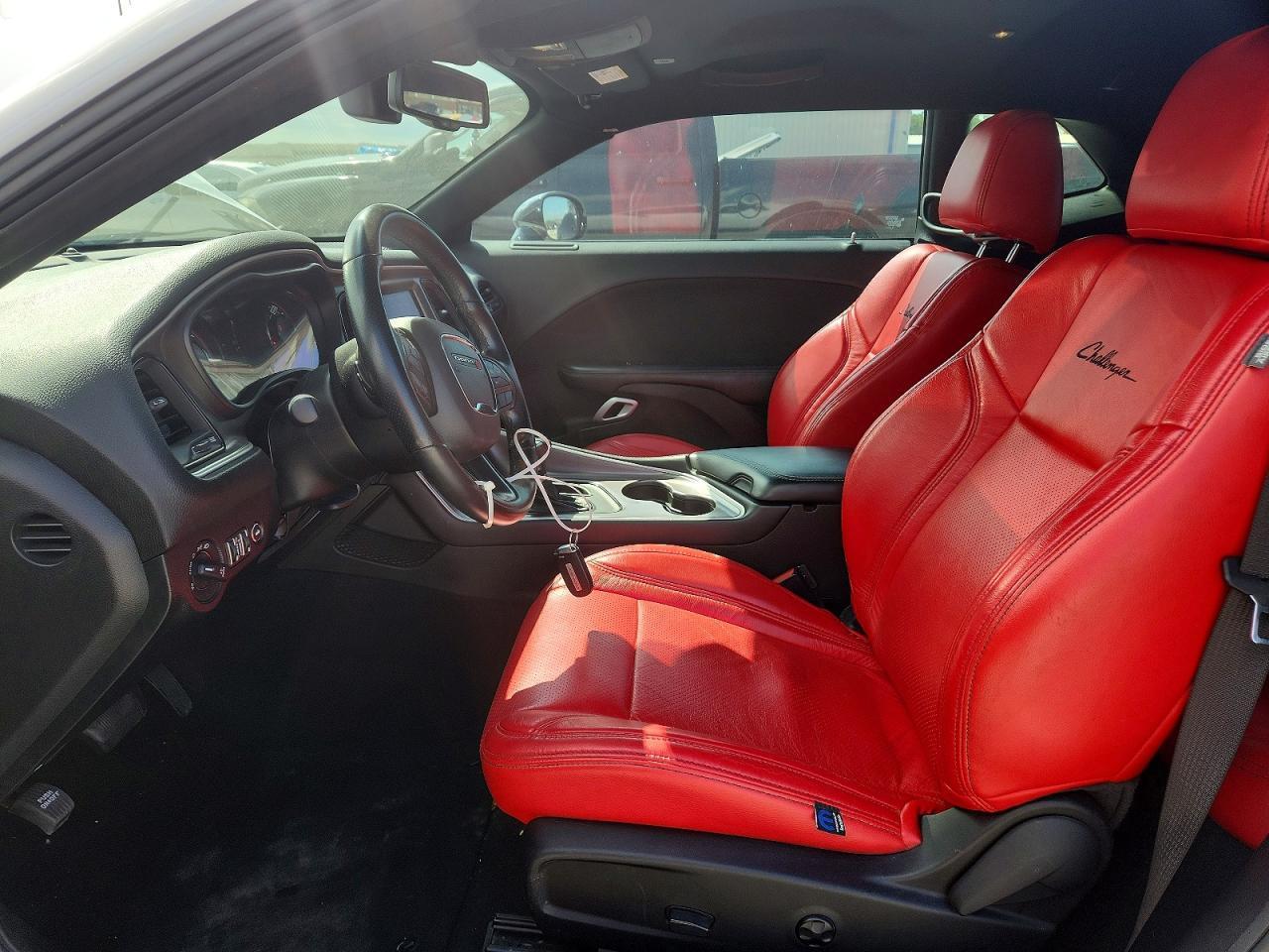 2021 Dodge Challenger Sxt - Фото 7