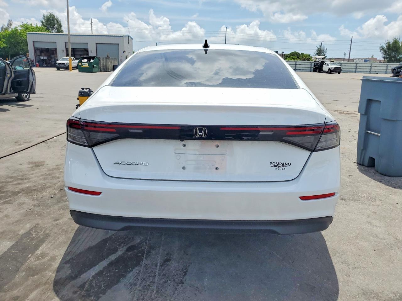 2025 Honda Accord Se - Image 6