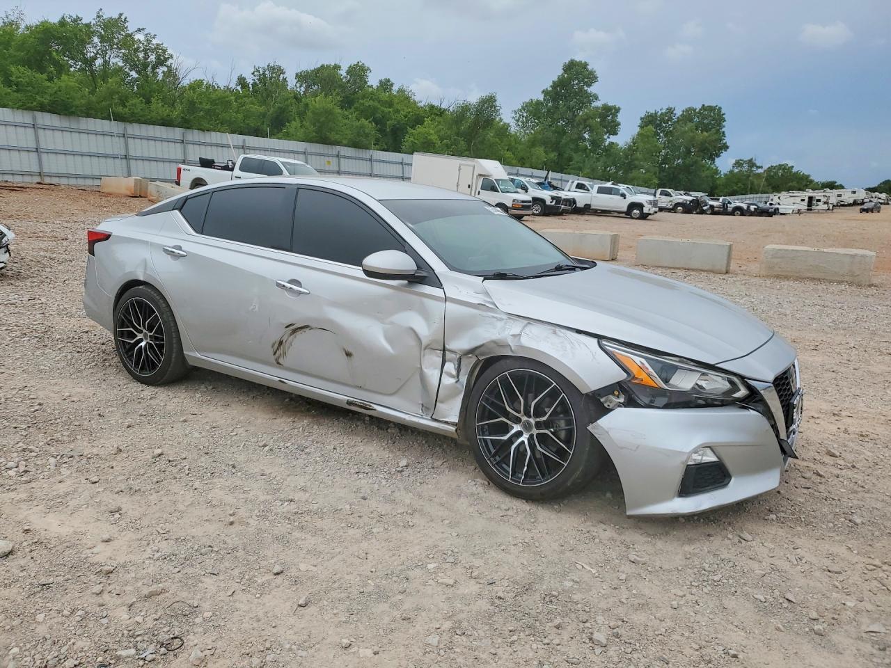 2020 Nissan Altima S - Фото 4