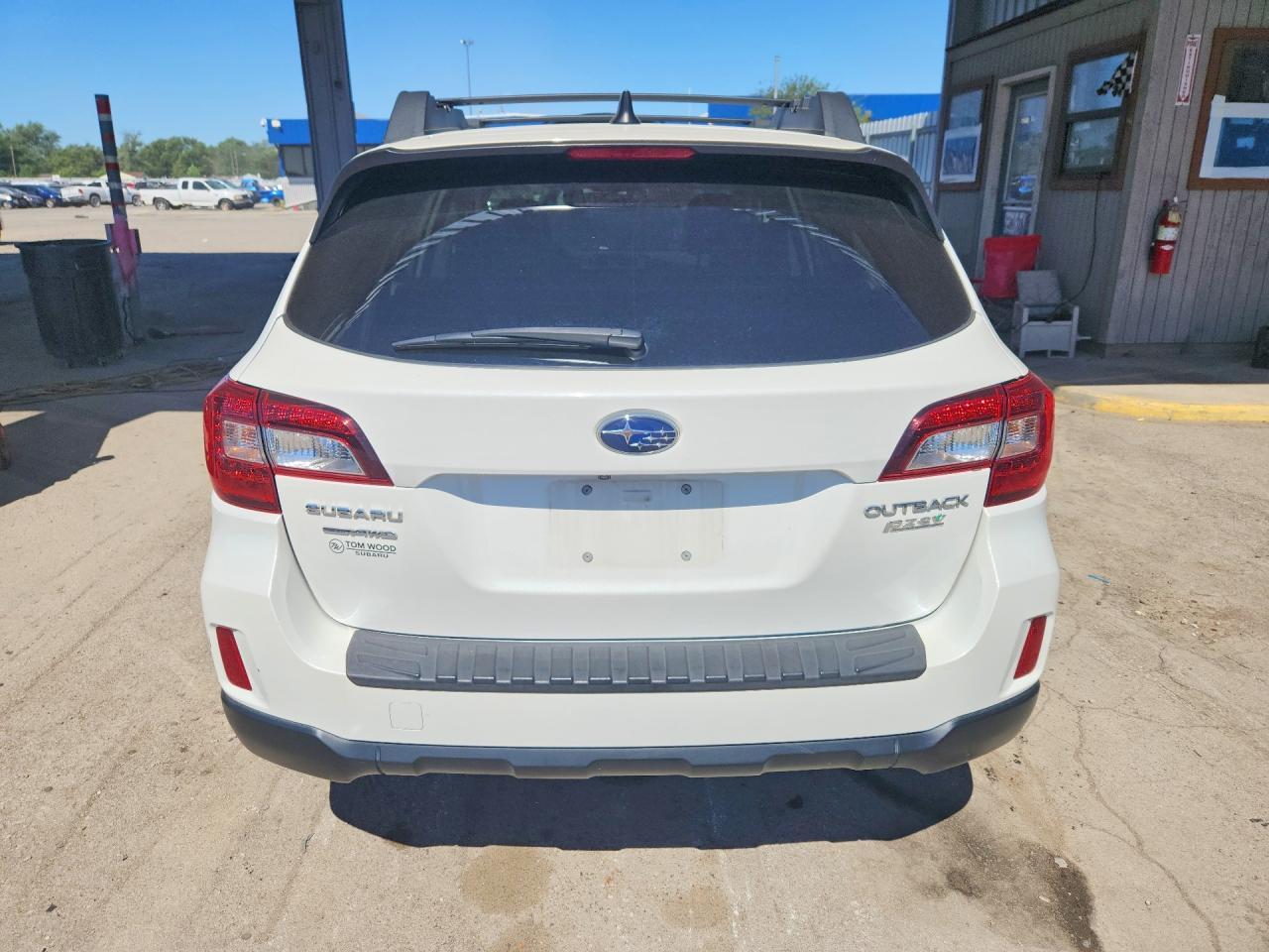 2017 Subaru Outback 2.5I Limited - Фото 6