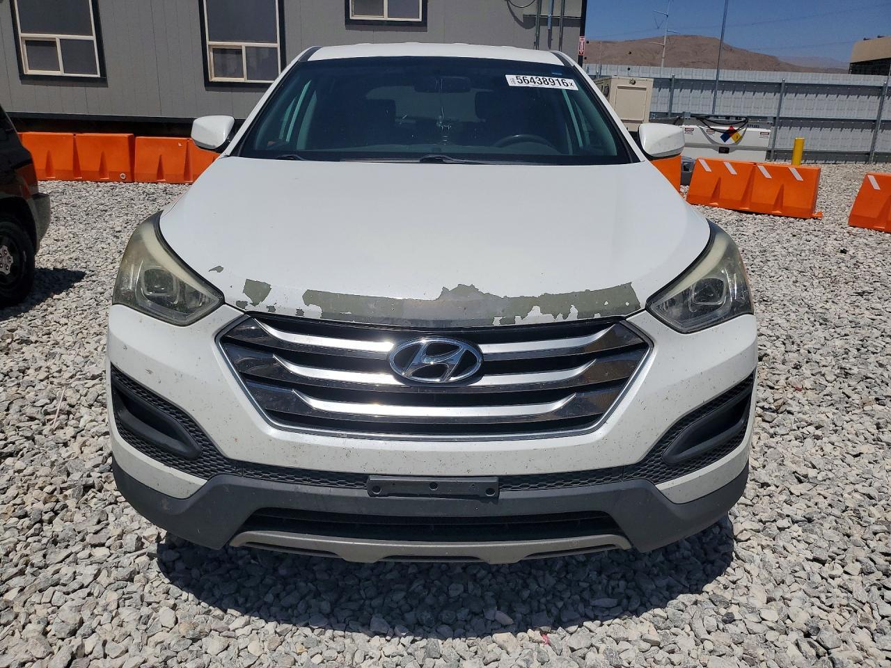 2016 Hyundai Santa Fe Sport 2.4L - Image 5