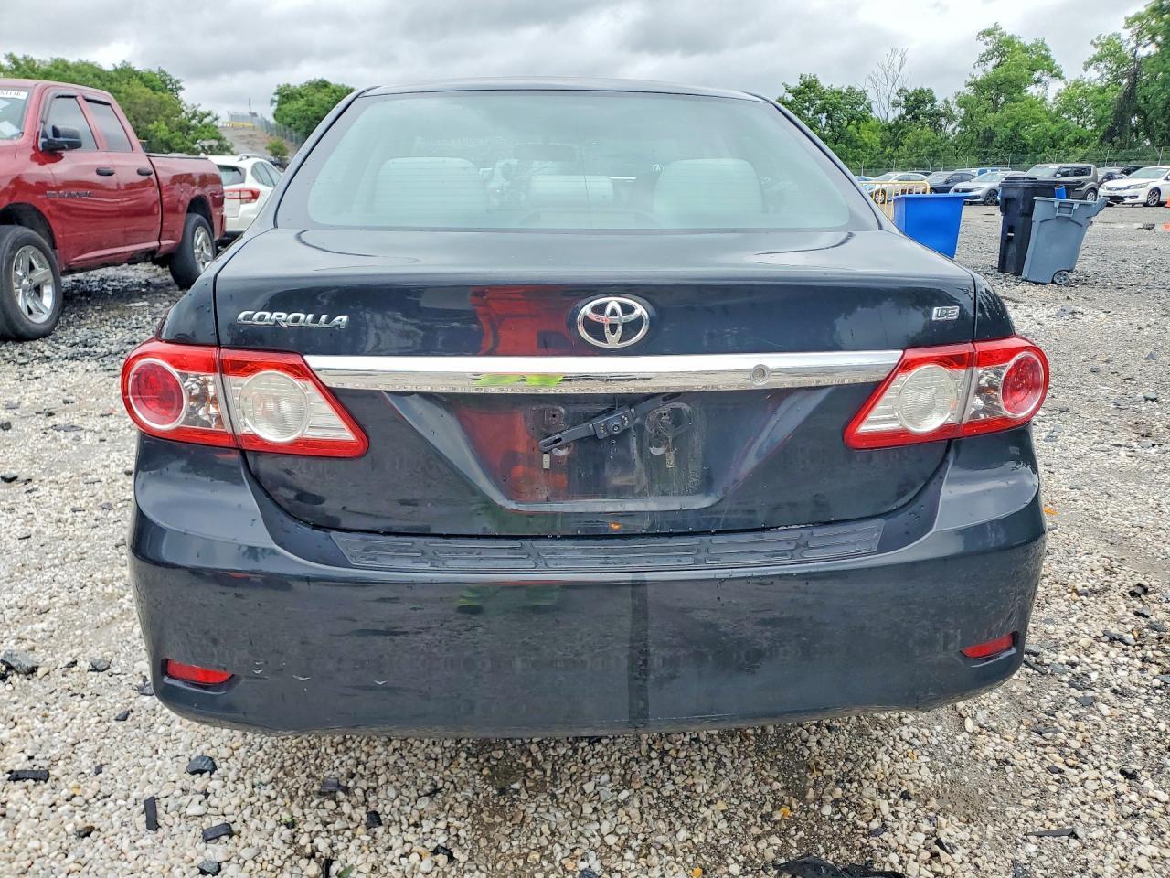 2013 Toyota Corolla Le - Фото 6