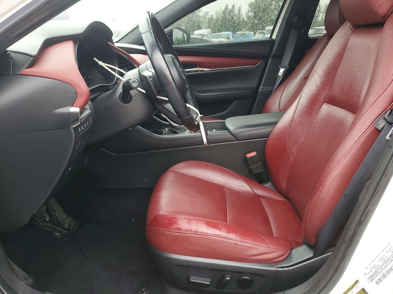 2021 Mazda 3 Premium Plus - Фото 7