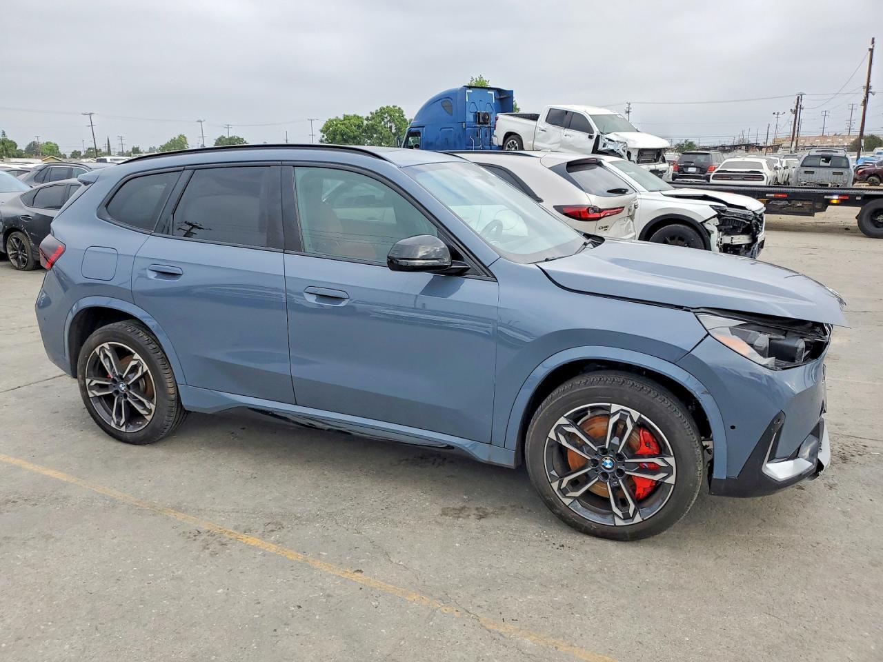 2025 BMW X1 xDrive28I - Image 4