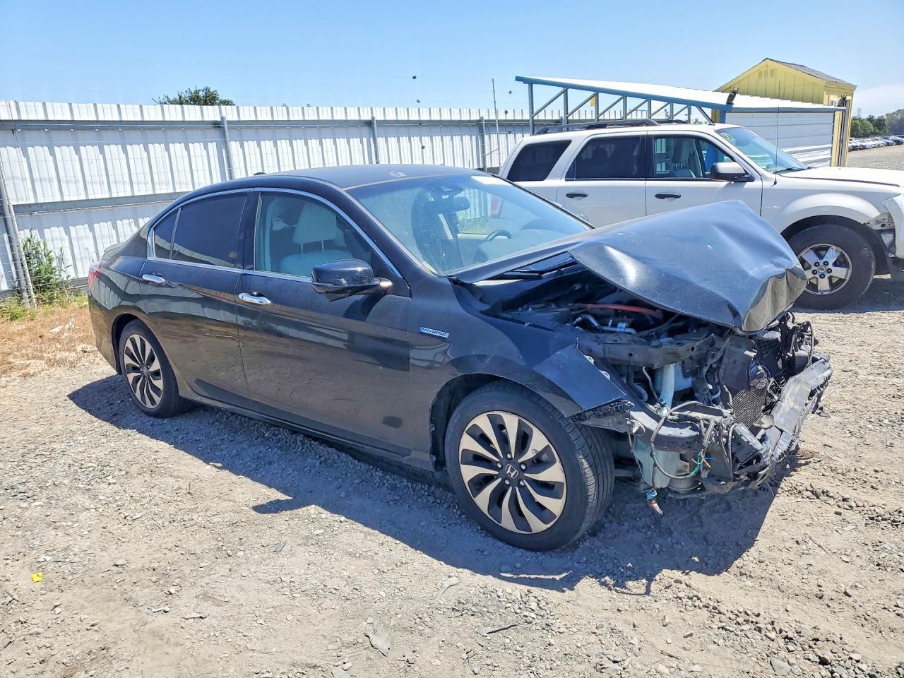 2014 Honda Accord Plug-In Hybrid - Image 4