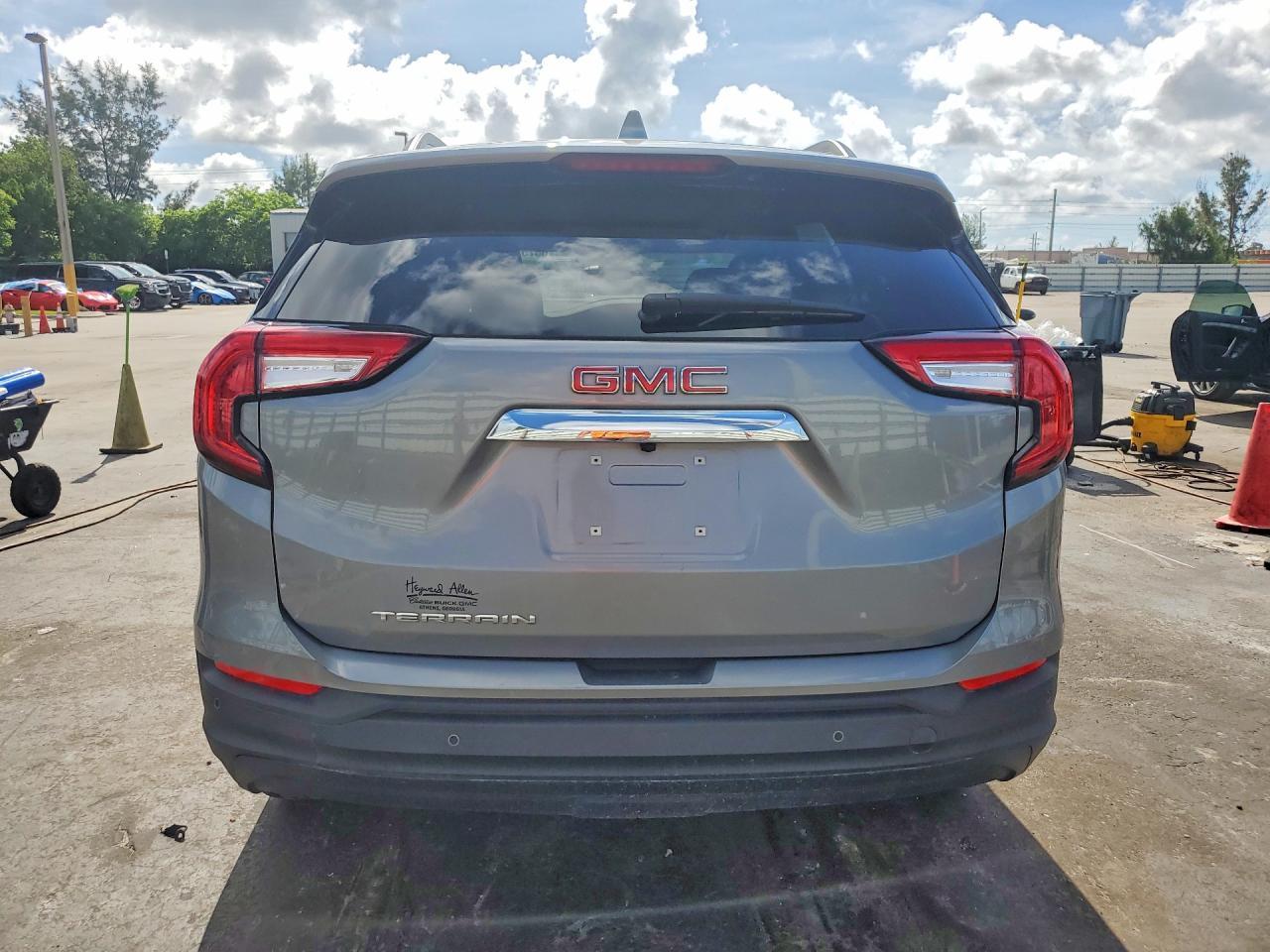 2023 GMC Terrain Sle - Фото 6
