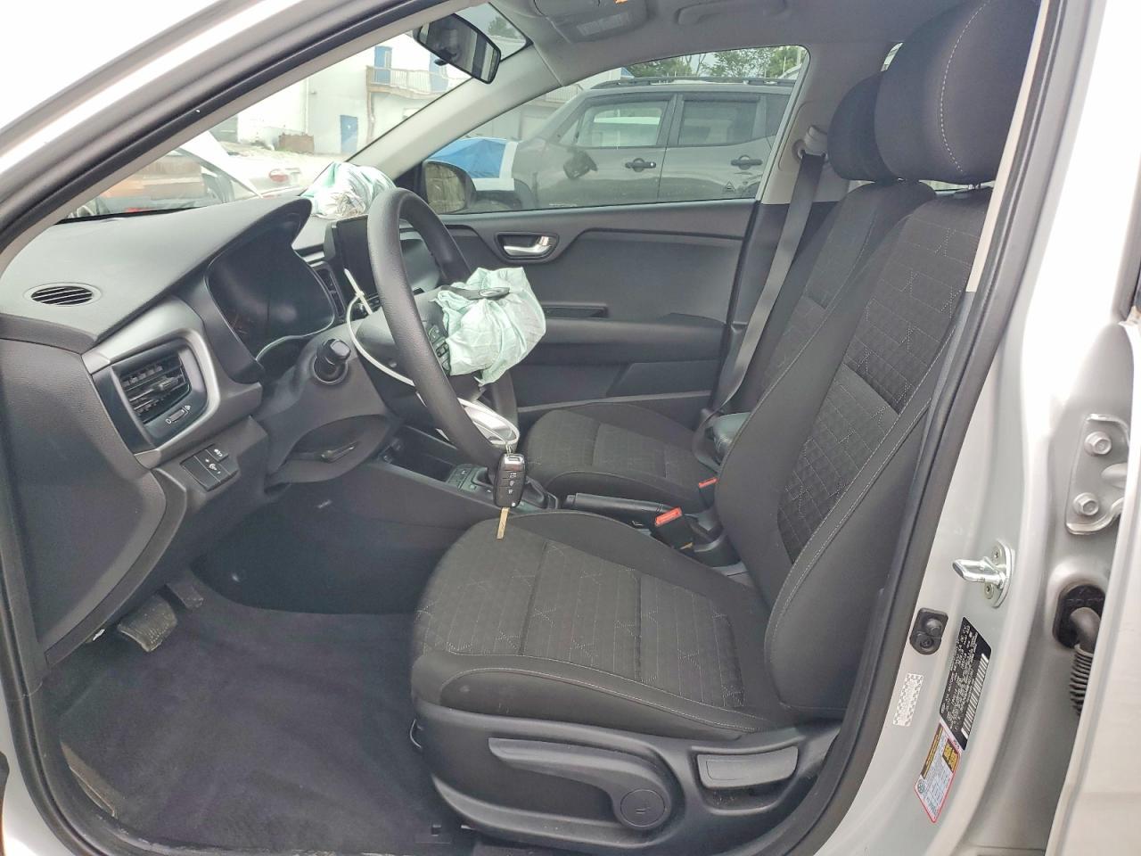 2021 Kia Rio S - Image 7