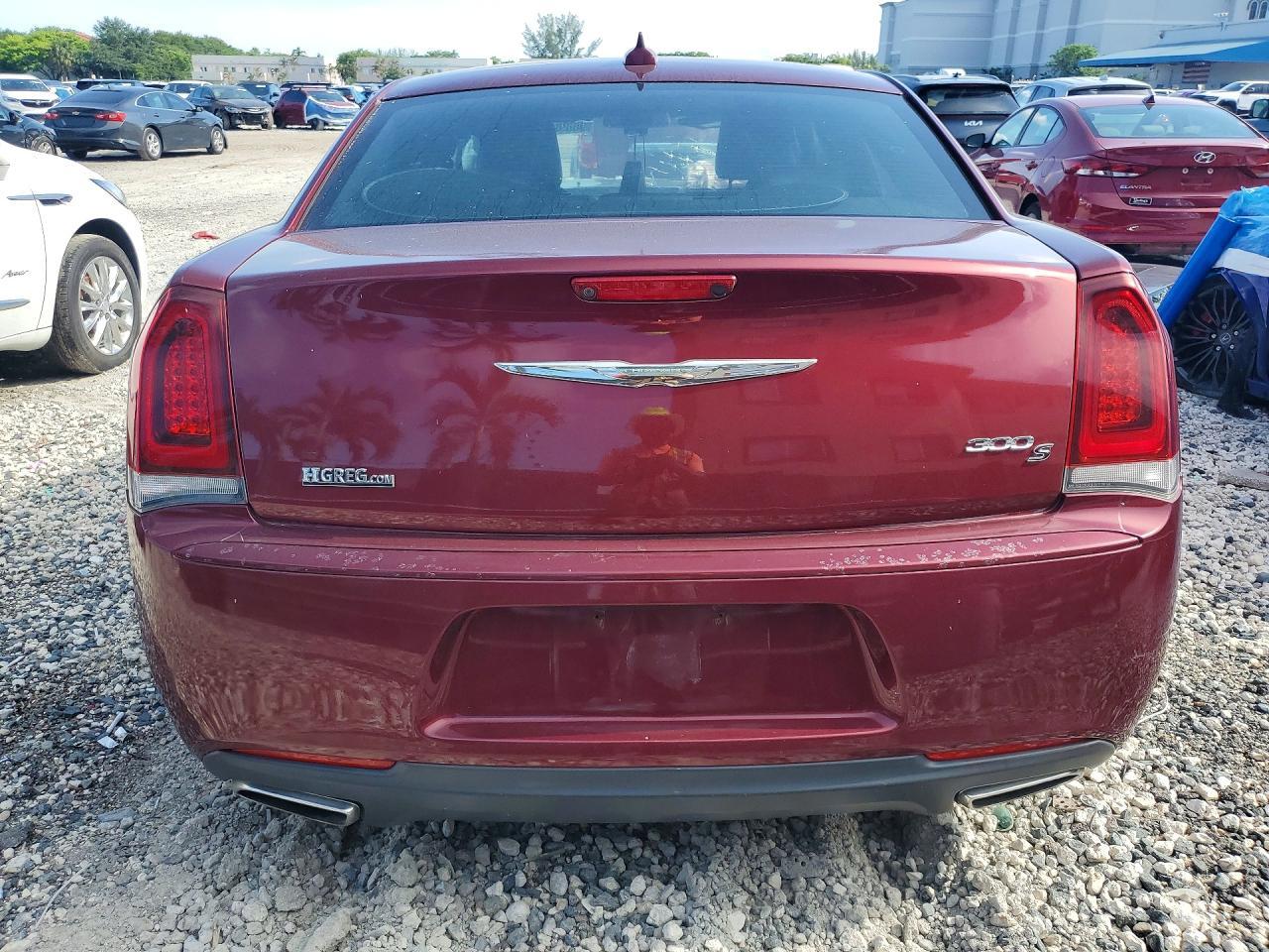 2019 Chrysler 300 S - Фото 6