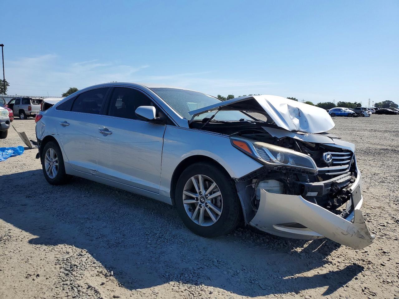 2017 Hyundai Sonata Se - Фото 4