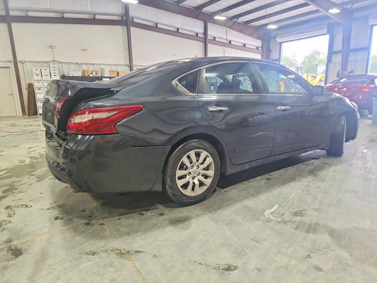 2018 Nissan Altima 2.5 S - Фото 3