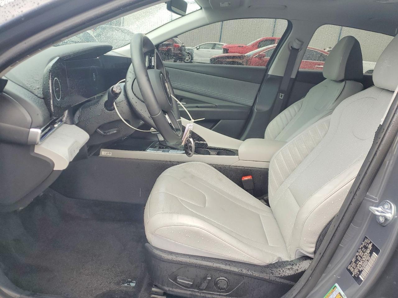 2025 Hyundai Elantra Limited - Фото 7