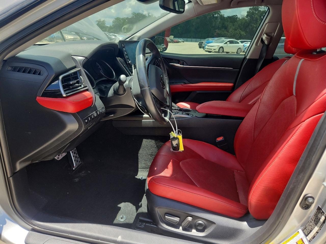 2022 Toyota Camry Xse - Фото 7