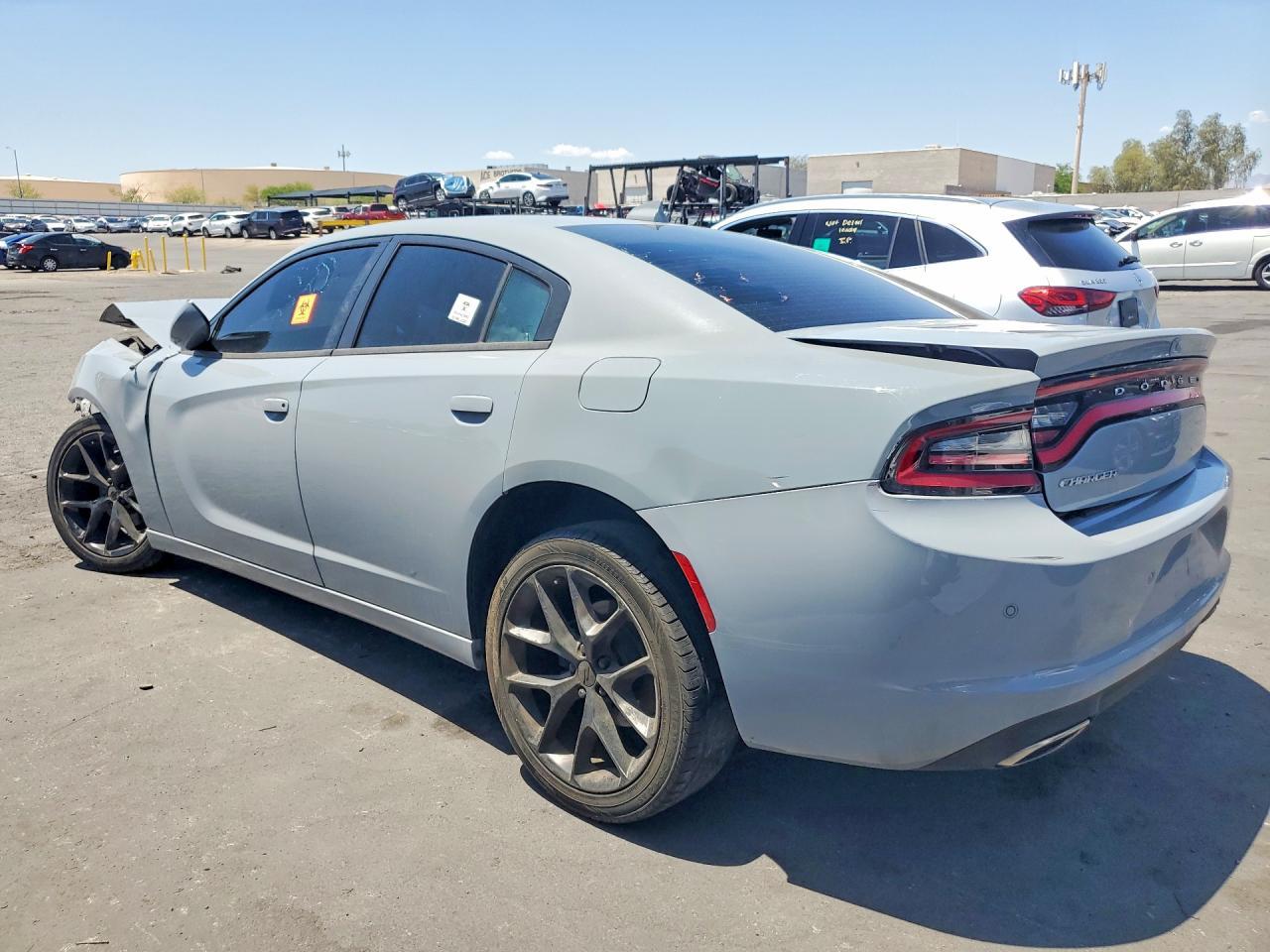 2022 Dodge Charger Sxt - Фото 2