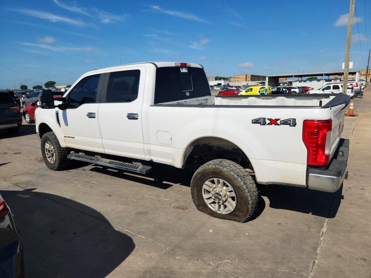 2019 Ford F250 Super Duty - Image 2