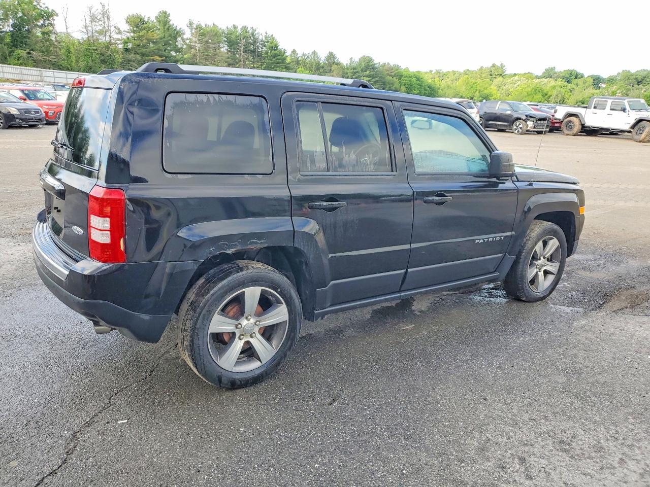 2017 Jeep Patriot Latitude - Image 3
