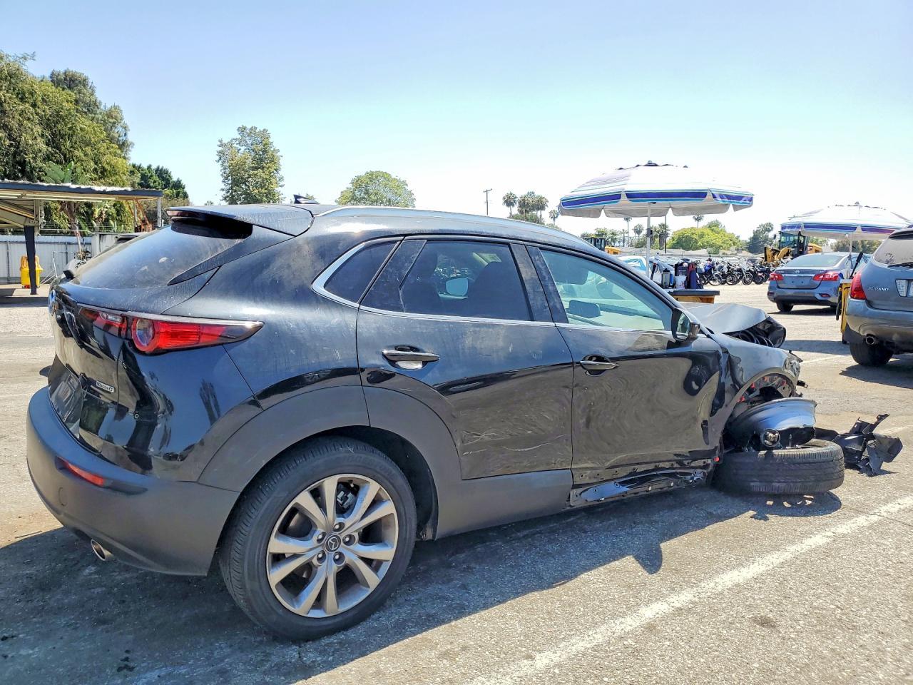 2021 Mazda Cx-30 Premium - Image 3
