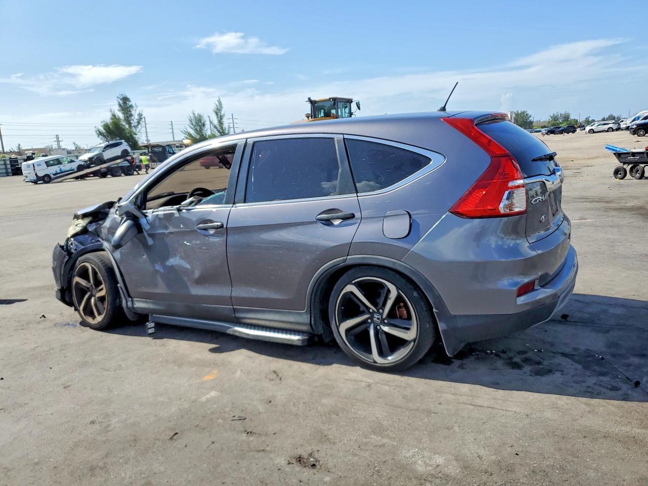 2016 Honda Cr-V Lx - Image 2