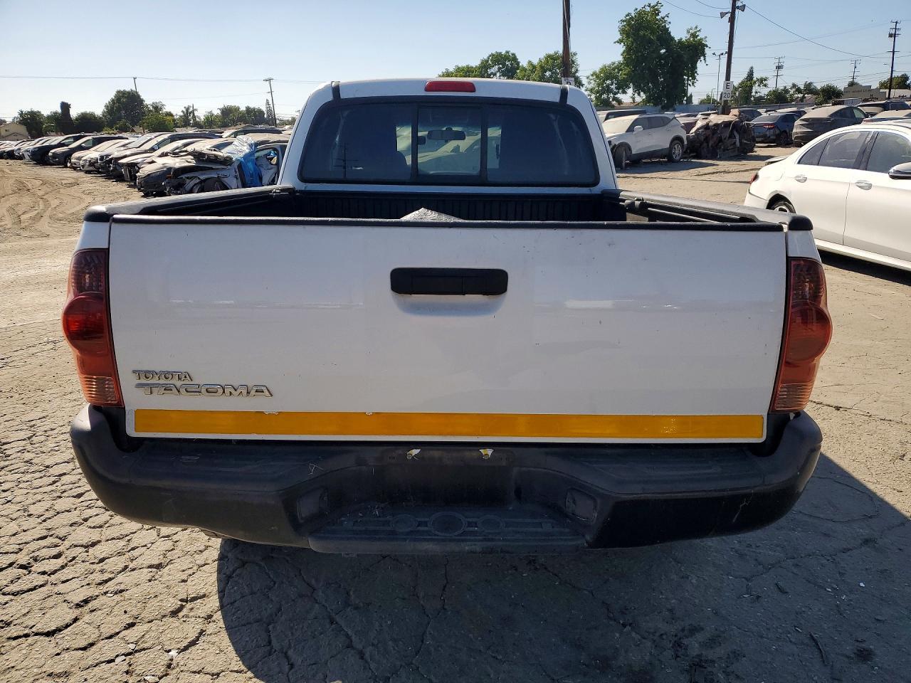 2014 Toyota Tacoma Access Cab - Image 6