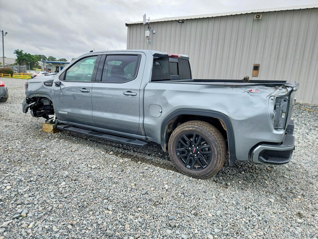2026 GMC Sierra K1500 Elevation - Image 2
